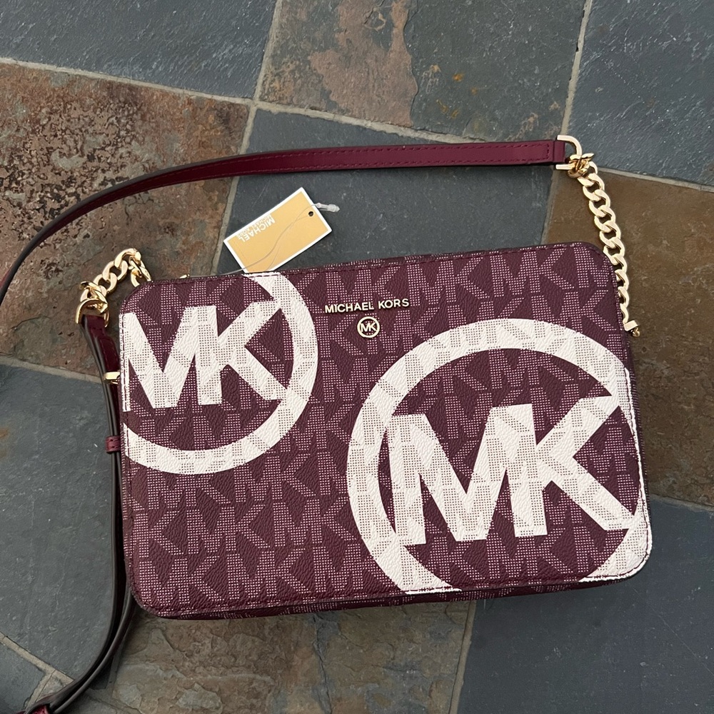 NWT MICHAEL KORS JET SET CHARM LARGE EW CROSSBODY BAG